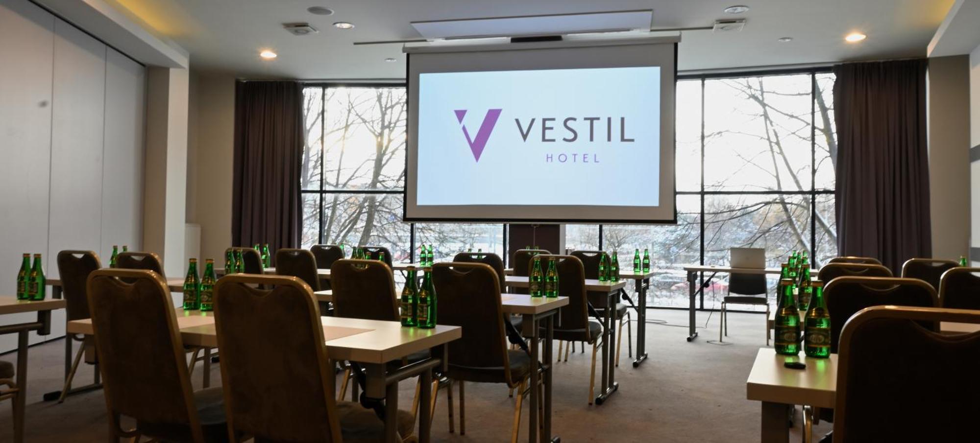 Vestil Hotel Piotrków Trybunalski Екстериор снимка